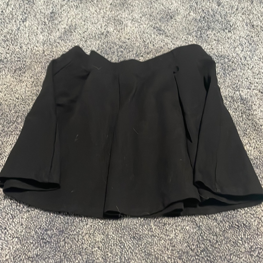Black skirt